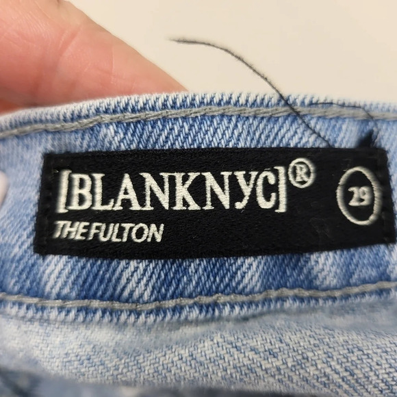 Blank NYC The Fulton Roll Up Short Light Wash Raw Hem Shorts Sz 29 - Picture 6 of 14